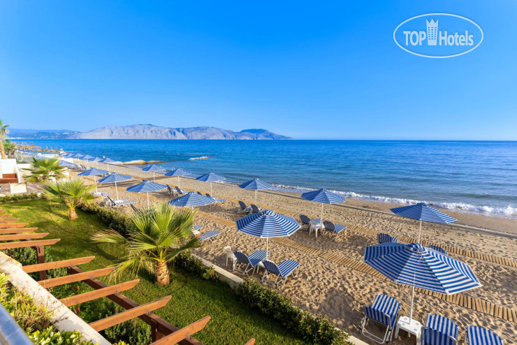 Пляж в Pantheon Villas 3*