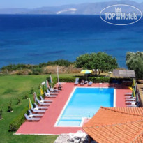 Artemis Beach Hotel 