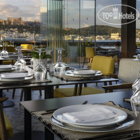 Wyndham Grand Athens Above Rooftop Bar & Restaurant