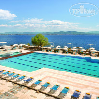 Ramada Loutraki Poseidon Resort Pool