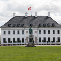 Bernstorff Palace 