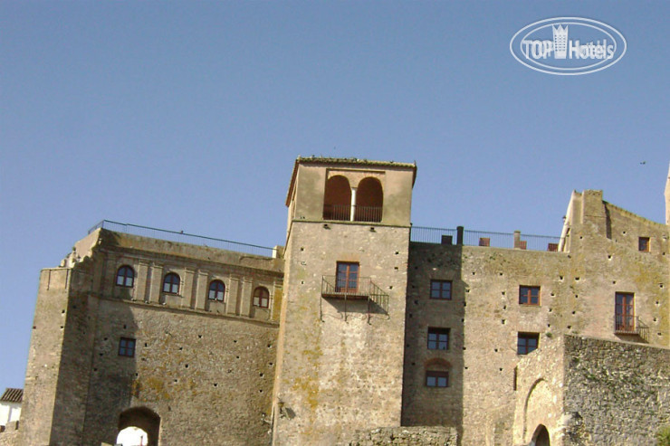 Фотографии отеля  Complejo Turistico Castillo de Castellar 