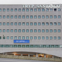 Tryp Santiago 4*