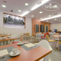 Tryp Santiago 