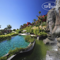 Asia Gardens Hotel & Thai Spa, a Royal Hideaway Hotel 