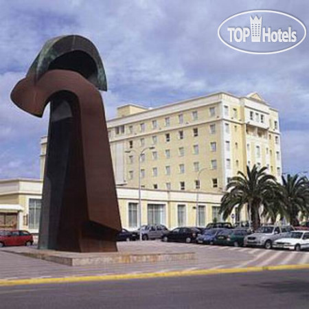 Фотографии отеля  Tryp Melilla Puerto 4*