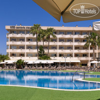 H10 Cambrils Playa Hotel and swimming pool genera
