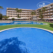 H10 Cambrils Playa Hotel and swimming pool genera