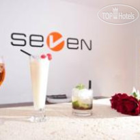 Seven Hostal & Spa 