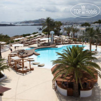 Destino Pacha Ibiza Resort Территория отеля