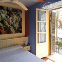 La Marina Hostal