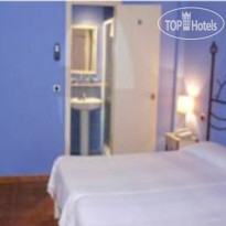 La Marina Hostal