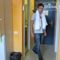 Pere Tarres Youth Hostel