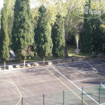 Residencia Salesiana Marti-Codolar Спортивная площадка