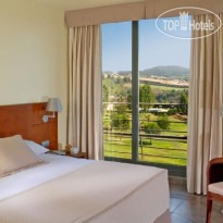 Barcelona Hotel Golf Resort & Spa 