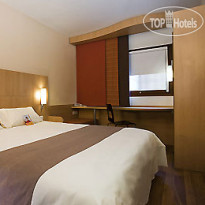 Ibis Barcelona Pza Glories 22 