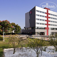 Ibis Barcelona Ripollet 2*