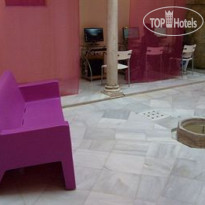 White Nest Hostel