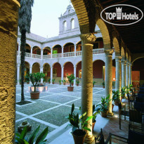 Hotel Palacio de Santa Paula, Autograph Collection  