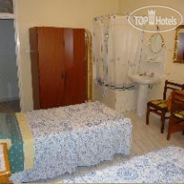 Dos Naciones Hostal 