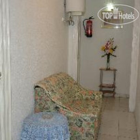 Dos Naciones Hostal 