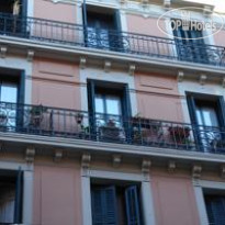 Dos Naciones Hostal 