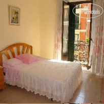 Dos Naciones Hostal 