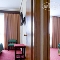 Hotel Puerta de Toledo Стандартный четырехместный ном