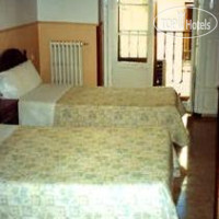 Hostal Lopez 2*