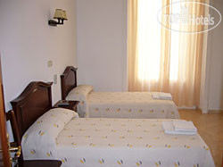 Фотографии отеля  Hostal Condestable 2*