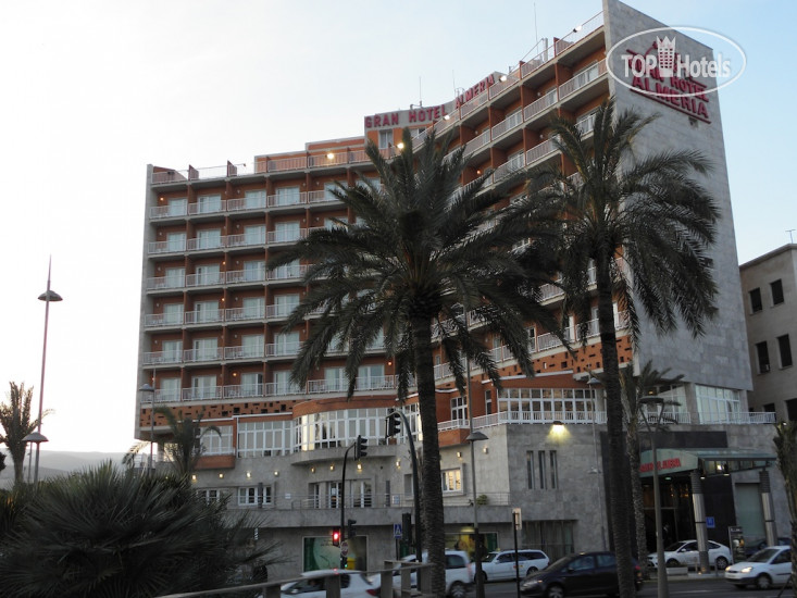 Фотографии отеля  Vita Gran Hotel Almeria 4*