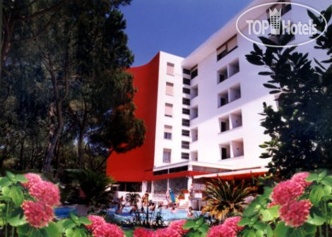 Фотографии отеля  Giulivo Hotel Baia Domizia 4*