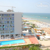 Majestic Hotel Pesaro 3*