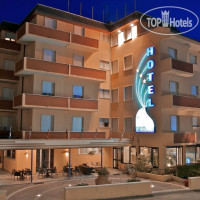 Il Delfino Hotel San Vincenzo 3*