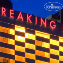 Breaking Business Hotel