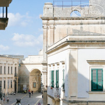 Sacre Bleu Bed & Breakfast 