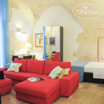 Sacre Bleu Bed & Breakfast 