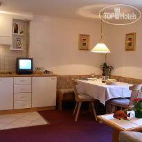 Monti Pallidi Bed and Breakfast Apartments 