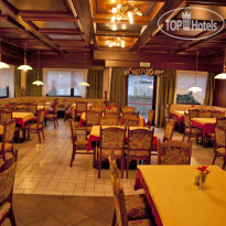 Chrys Hotel