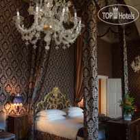 Castello di Guarene Castle Luxury Room