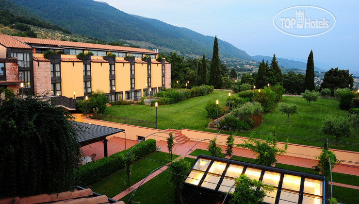 Фотографии отеля  Grand Hotel dei Congressi Assisi 4*
