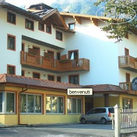 Canada hotel Pinzolo 4*