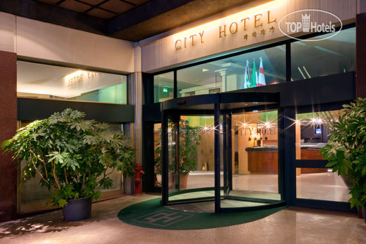 Фотографии отеля  City Hotel 4*