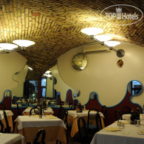 Alessi Hotel