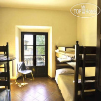 Villa Camerata Youth Hostel 