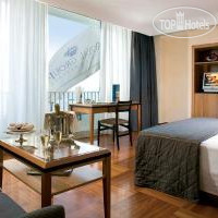 Royal Continental Naples 4*