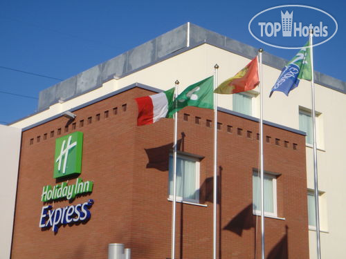 Фотографии отеля  Holiday Inn Express Bergamo-West 3*