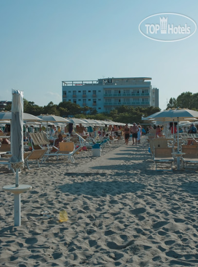 Новые добавленные фото туристов Ariston 4*
