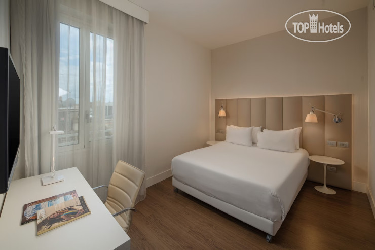 Фотографии отеля  NH Genova Centro 4*