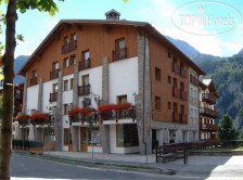 Residence Le Grand Chalet Courmayeur 3*